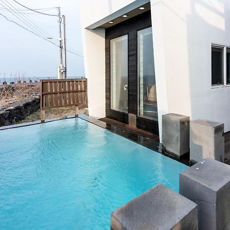 Aqua Beautique Poolvilla Jeju Dış mekan fotoğraf