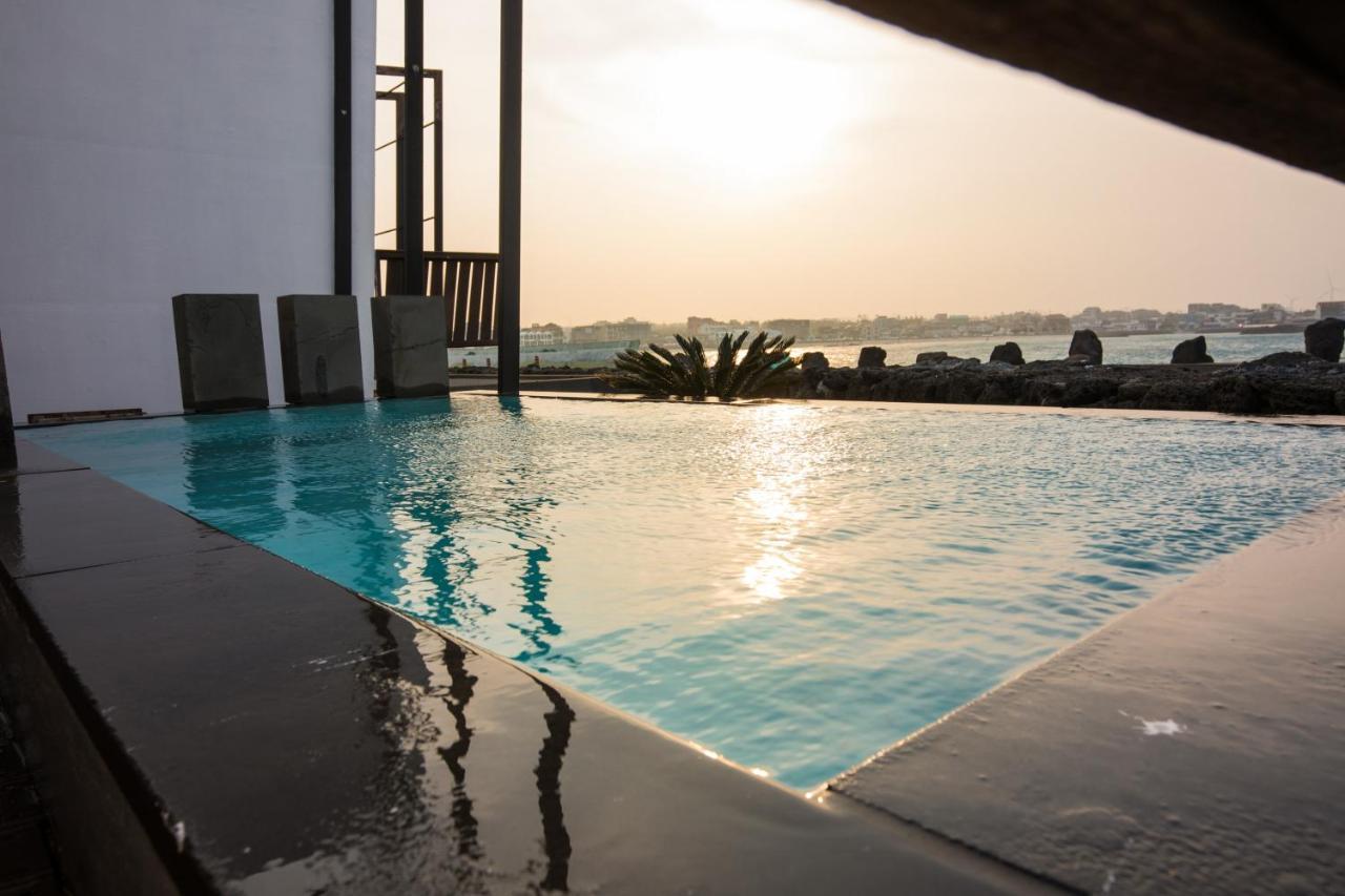Aqua Beautique Poolvilla Jeju Dış mekan fotoğraf